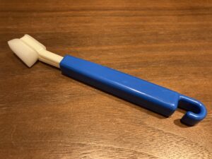 水槽掃除に役立つメラミンスポンジ